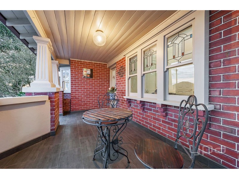 30 Grundy Grove, Pascoe Vale South VIC 3044