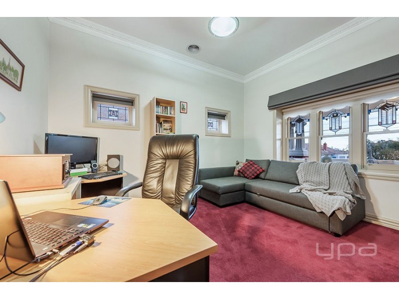 30 Grundy Grove, Pascoe Vale South VIC 3044