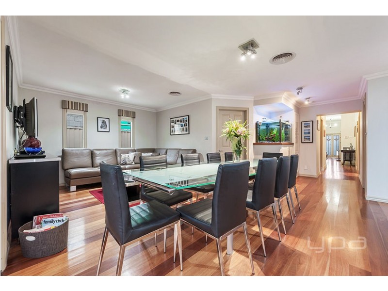 30 Grundy Grove, Pascoe Vale South VIC 3044