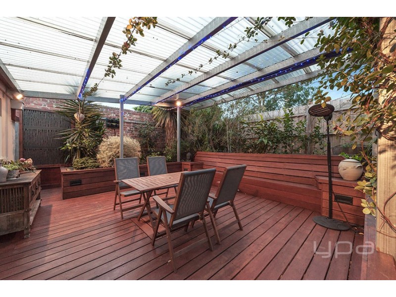 30 Grundy Grove, Pascoe Vale South VIC 3044