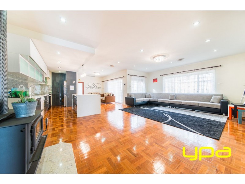 9 Merlynston Close, Dallas VIC 3047
