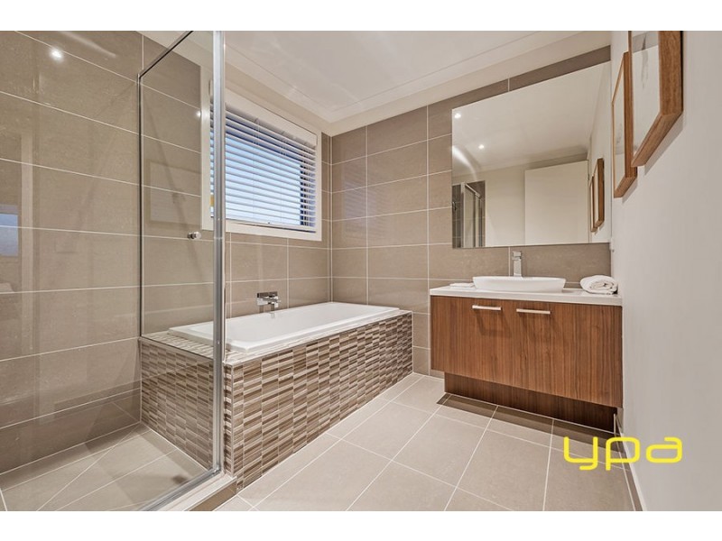 19 Stradling Rise, Mernda VIC 3754