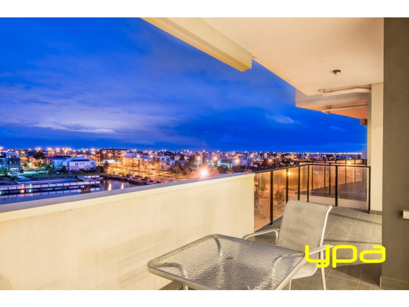 350/73 Lake Street, Caroline Springs VIC 3023