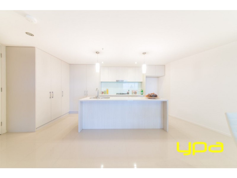 350/73 Lake Street, Caroline Springs VIC 3023