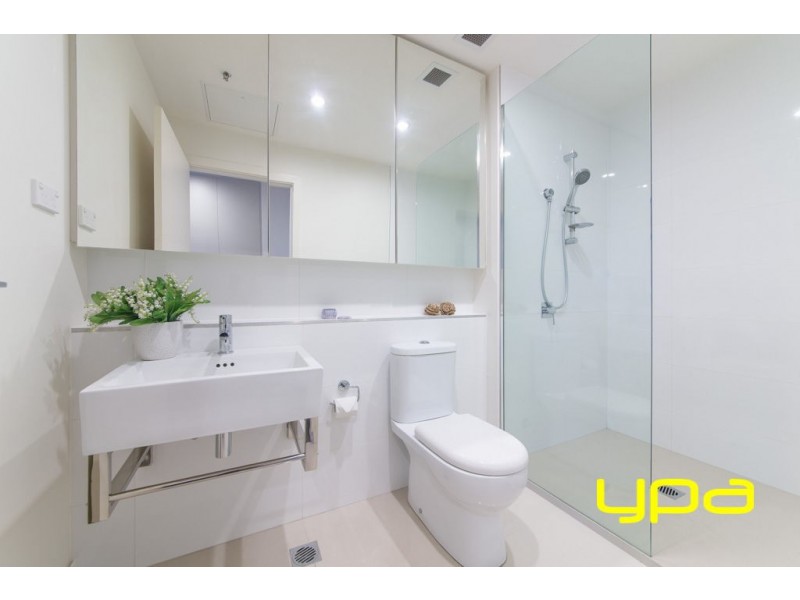 350/73 Lake Street, Caroline Springs VIC 3023