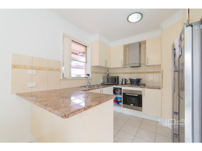 19 Stockdale Avenue, Dallas VIC 3047