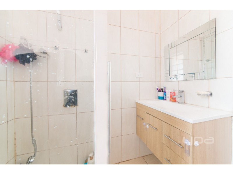 19 Stockdale Avenue, Dallas VIC 3047