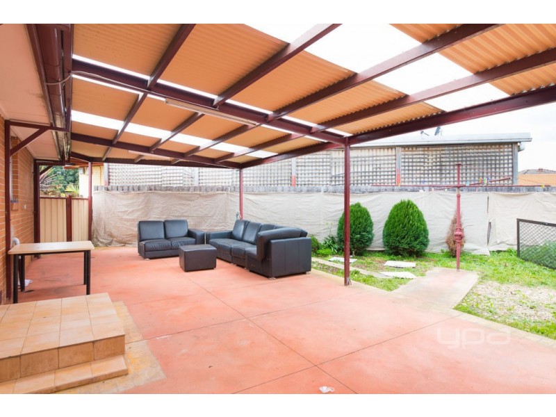 19 Stockdale Avenue, Dallas VIC 3047