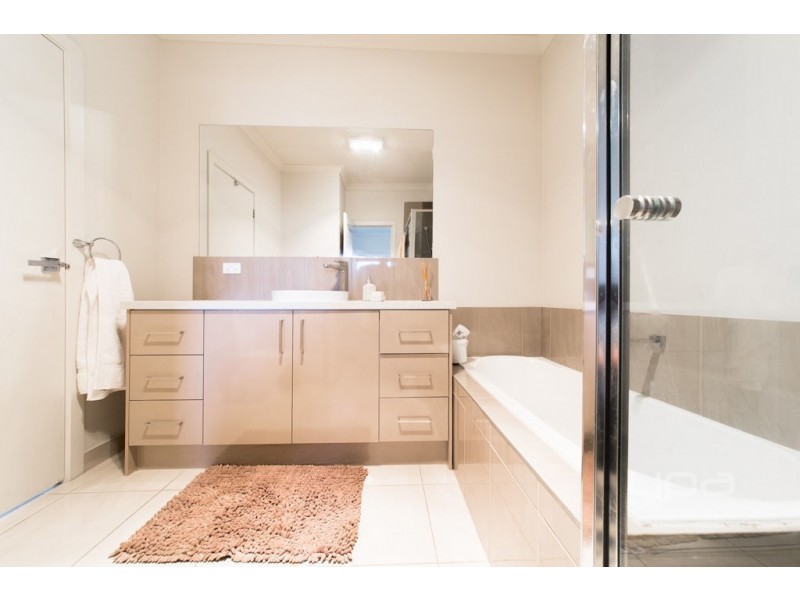 3/21 Meredith Street, Broadmeadows VIC 3047