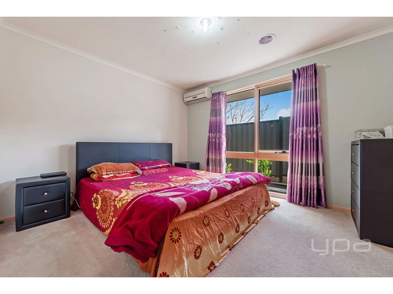10 Binnak Court, Meadow Heights VIC 3048