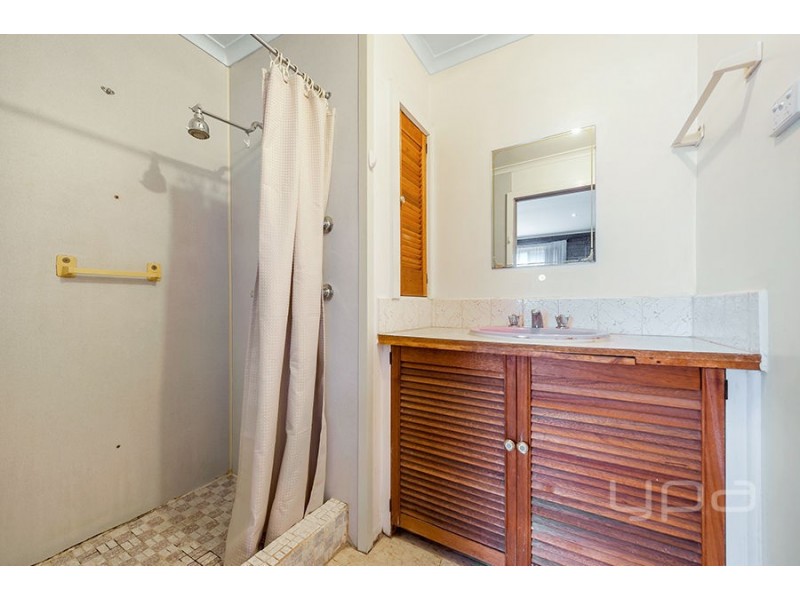 44 Angus Street, Hadfield VIC 3046