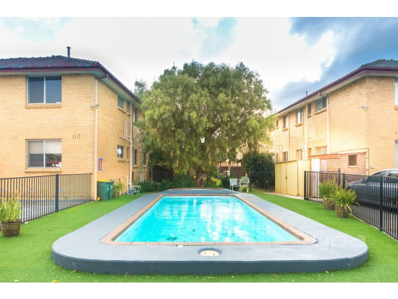 21/12-14 Surrey Street, Pascoe Vale VIC 3044