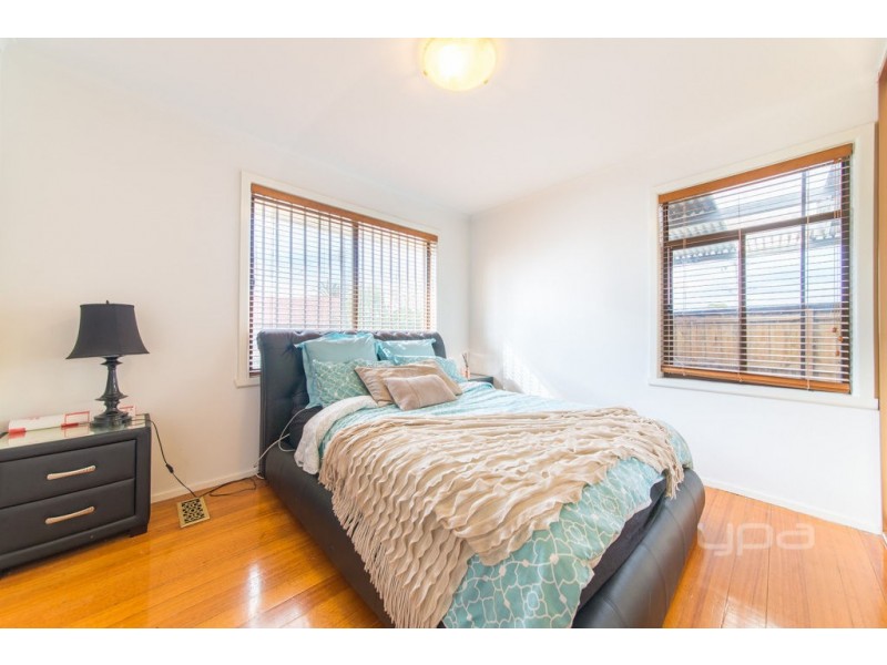 17 Boort Street, Dallas VIC 3047