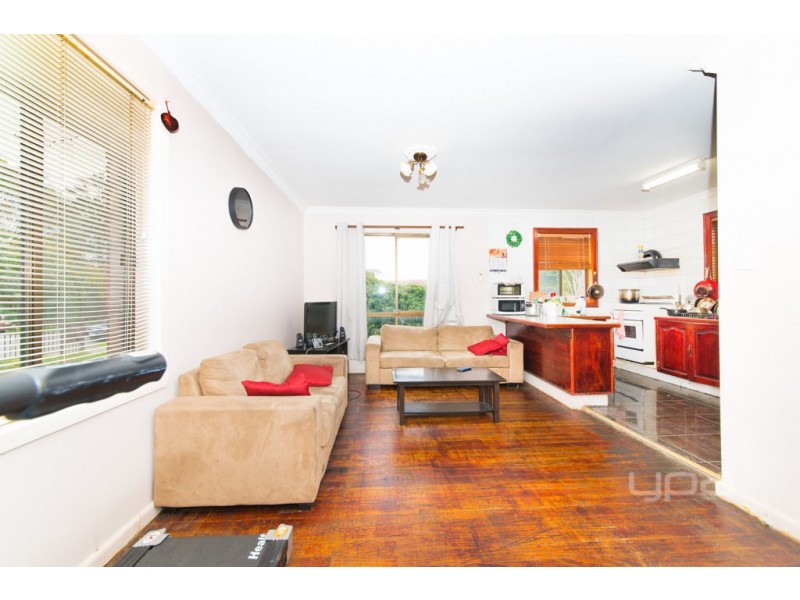 1 Biltris Court, Jacana VIC 3047