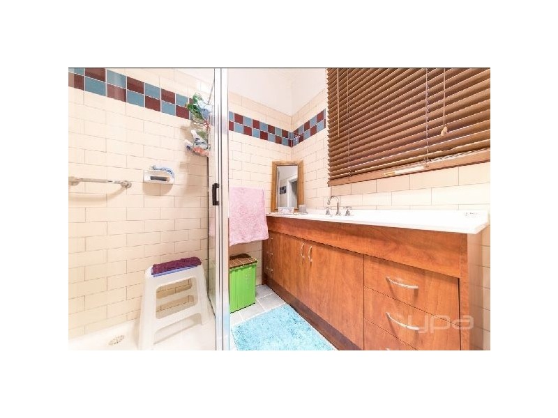 54 Hales Crescent, Jacana VIC 3047