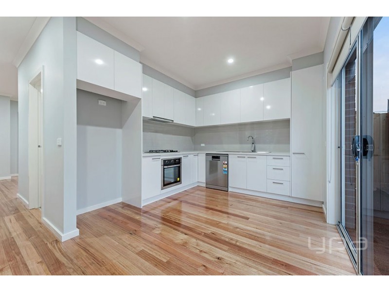 2/170 – 172 Hilton Street, Glenroy VIC 3046