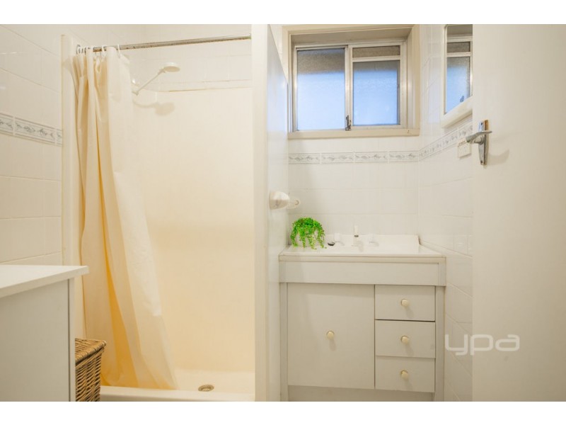 2 Bannister Street, Jacana VIC 3047