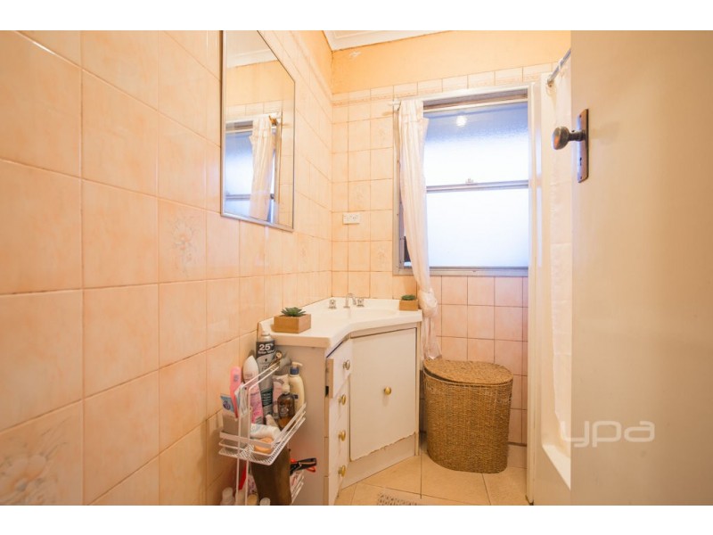 2 Bannister Street, Jacana VIC 3047