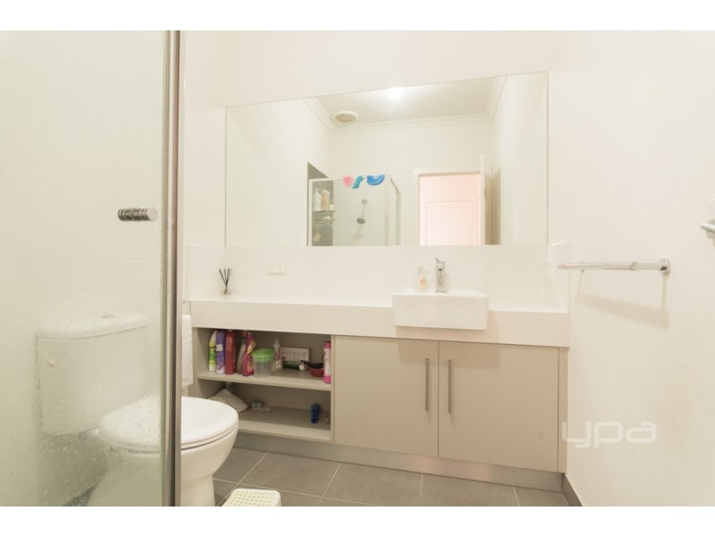 4/20 Ridge Road, Oak Park VIC 3046