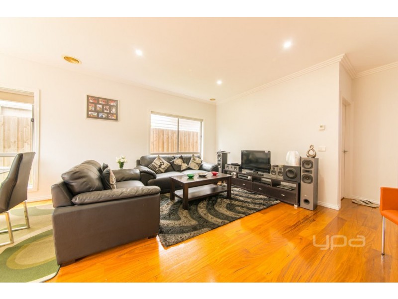 1/39 Glendenning Street, St Albans VIC 3021