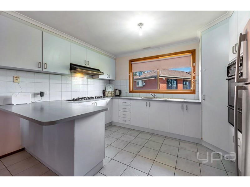 1/11 Elgata Close, Meadow Heights VIC 3048