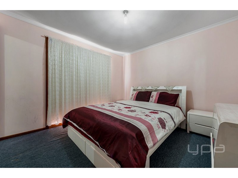 1/11 Elgata Close, Meadow Heights VIC 3048