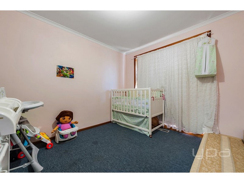 1/11 Elgata Close, Meadow Heights VIC 3048