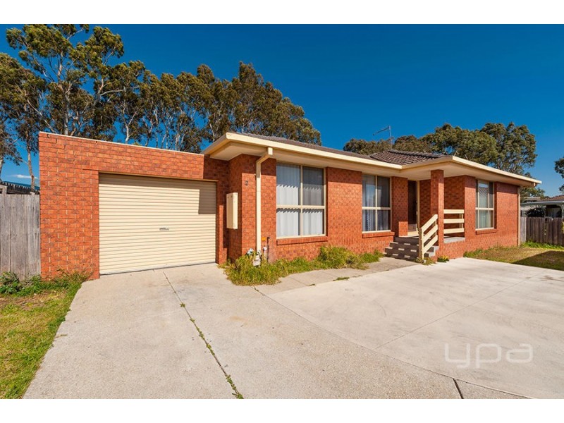 2/11 Elgata Close, Meadow Heights VIC 3048