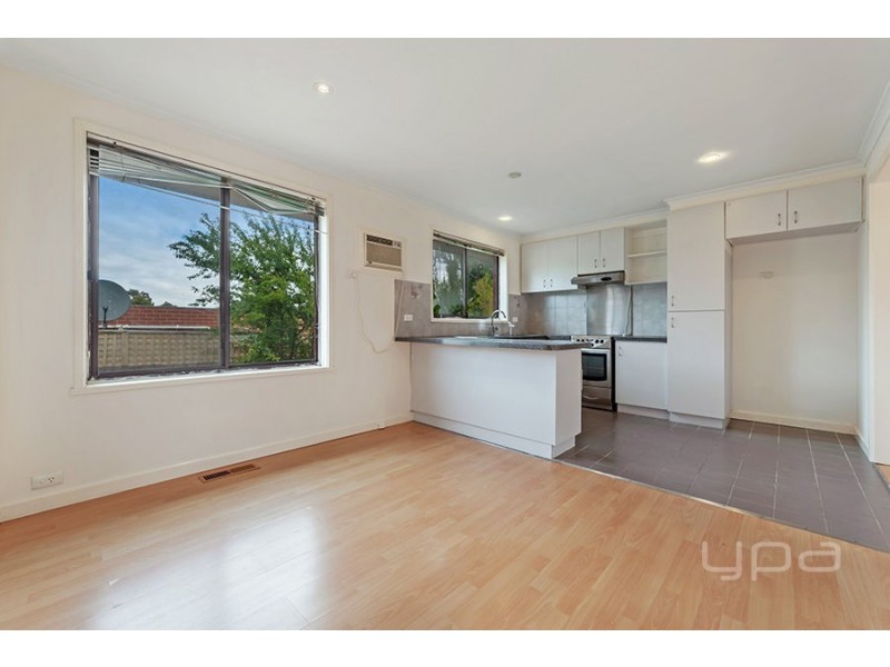 2/14 Weemala Court, Meadow Heights VIC 3048
