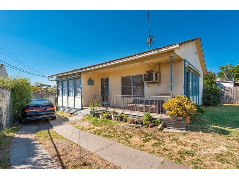 4 Echuca Street, Dallas VIC 3047