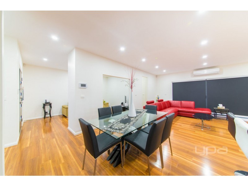 2/1029 Pascoe Vale Road, Jacana VIC 3047