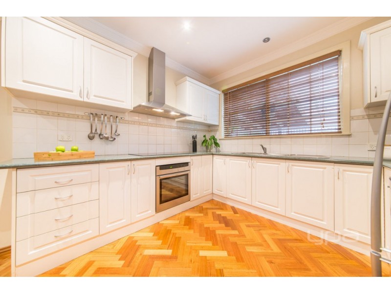 18 Dacelo Avenue, Broadmeadows VIC 3047