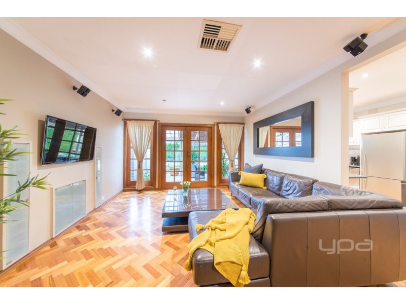 18 Dacelo Avenue, Broadmeadows VIC 3047