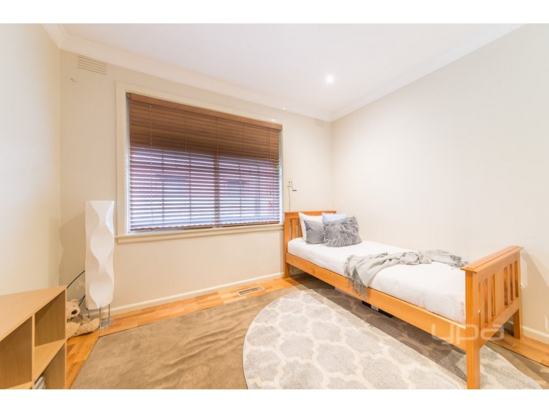 18 Dacelo Avenue, Broadmeadows VIC 3047