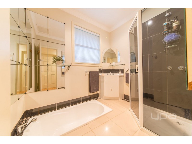 18 Dacelo Avenue, Broadmeadows VIC 3047