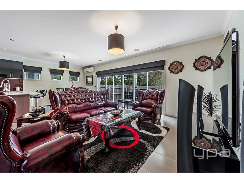 2/7 Benalla Street, Dallas VIC 3047