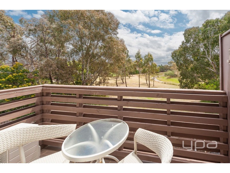 2/7 Benalla Street, Dallas VIC 3047