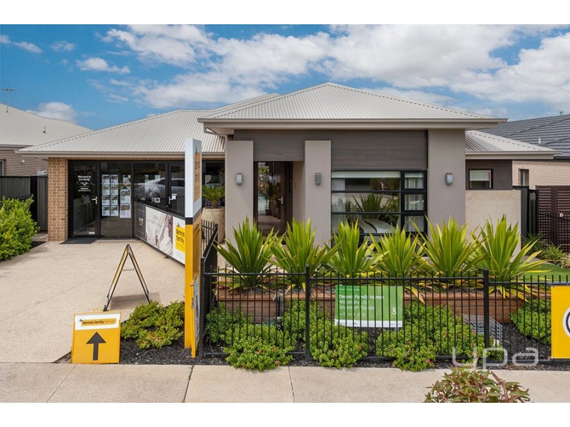 14 Stradling Rise, Mernda VIC 3754