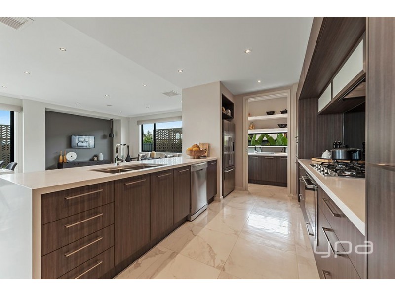14 Stradling Rise, Mernda VIC 3754