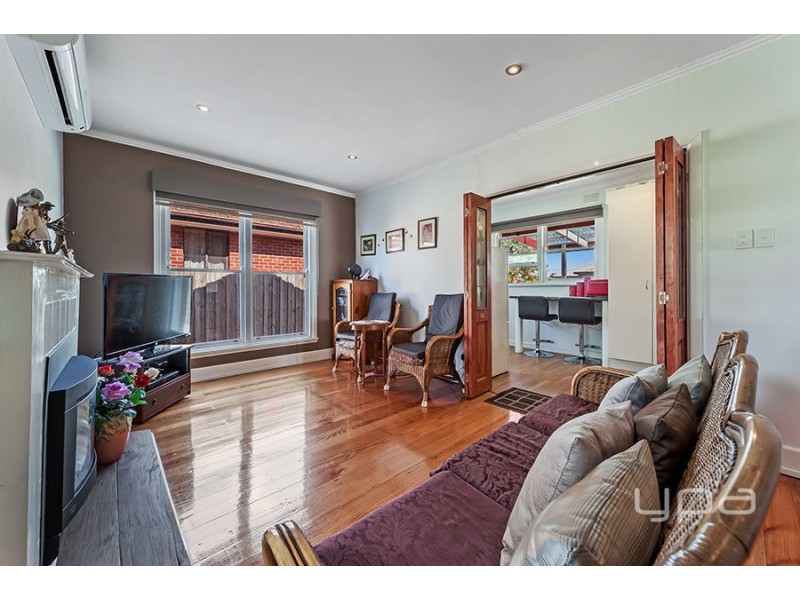 9 Fox Court, Jacana VIC 3047