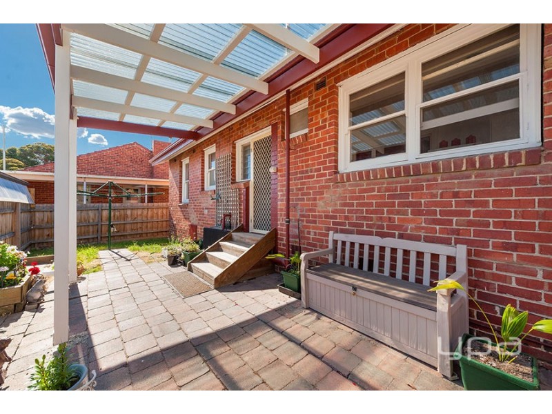 9 Fox Court, Jacana VIC 3047
