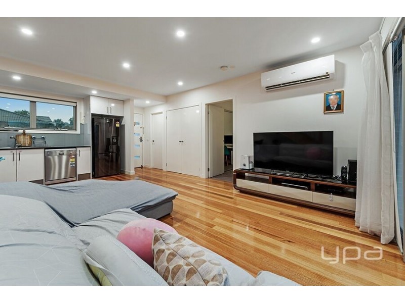 2/11 Osway Street, Broadmeadows VIC 3047