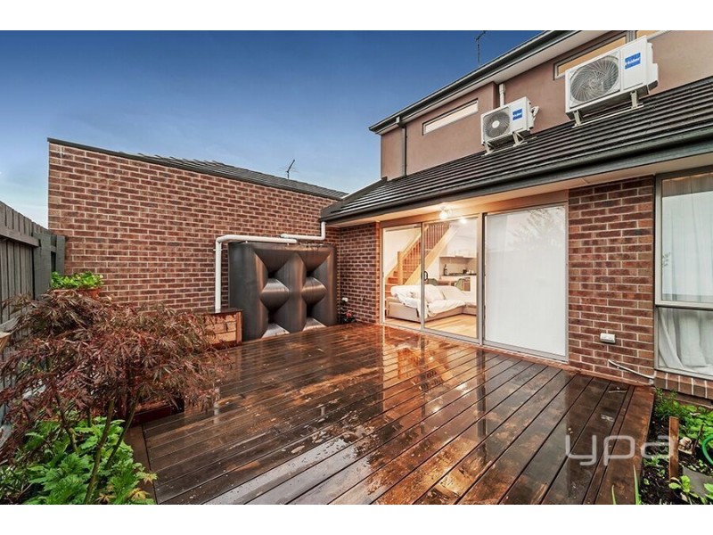 2/11 Osway Street, Broadmeadows VIC 3047