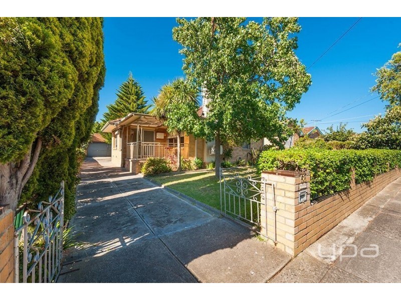 58 Emu Parade, Jacana VIC 3047