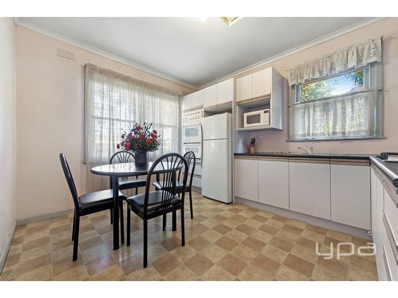 2 Ash Court, Glenroy VIC 3046