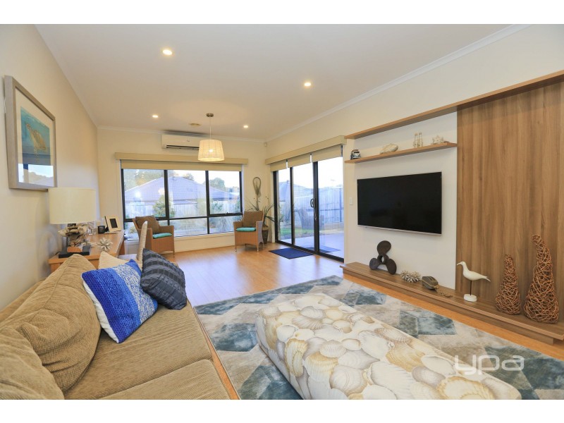 5 Windermere Parade, Doreen VIC 3754