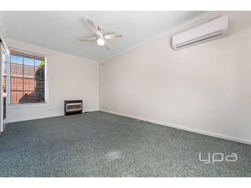 3/18 Wheatsheaf Road, Glenroy VIC 3046