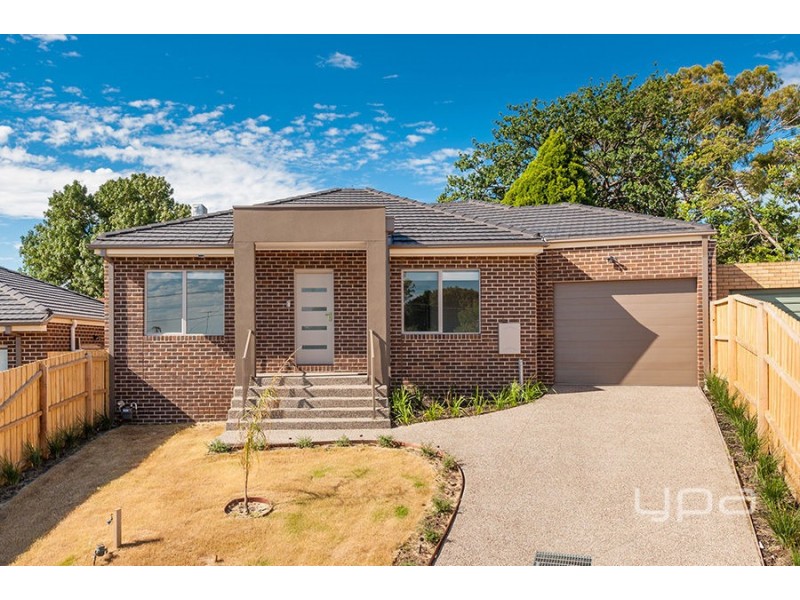 16 Moonee Boulevard, Glenroy VIC 3046