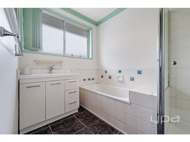 12 Rubicon Street, Dallas VIC 3047