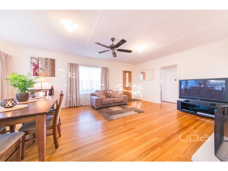 18 Boort Street, Dallas VIC 3047